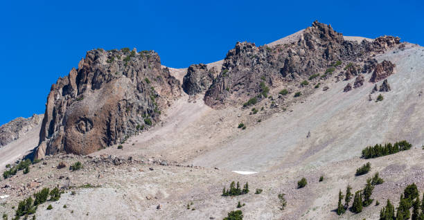 istock Lassen Volcanic National Park 1486121153