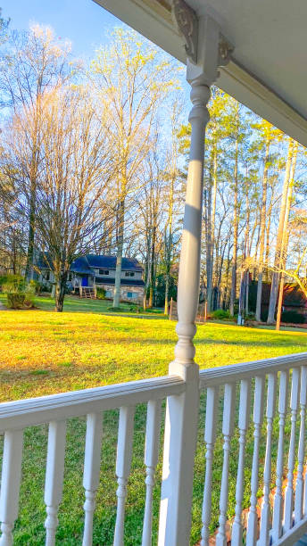 istock A View from the Porch 1486134384