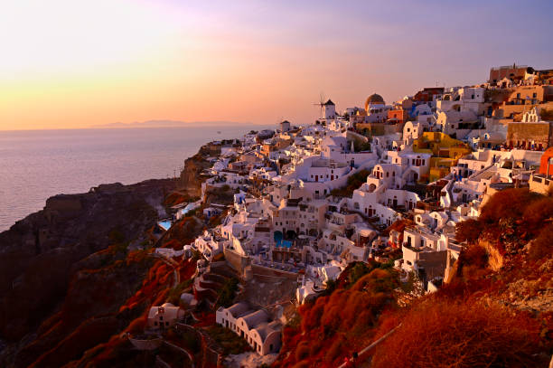istock Santorini in the sunset 1486144421