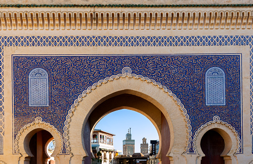 Bab Bou Jeloud, ornate city gate of Fes el Bali, the old city of Fez, Morocco