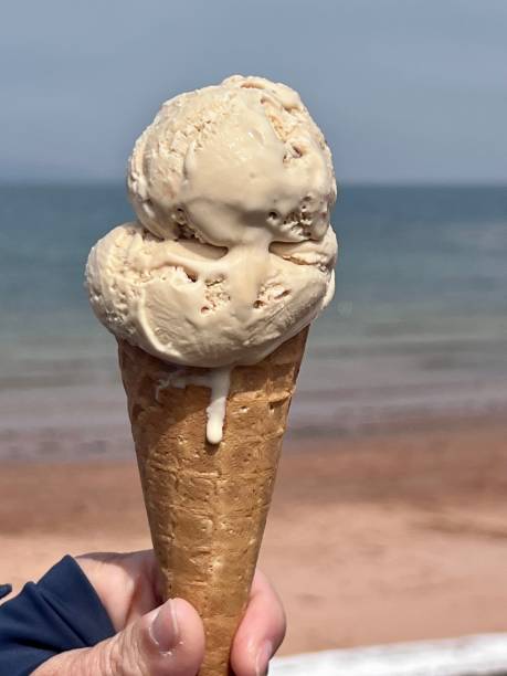 istock Ice cream at the beach 1486295095