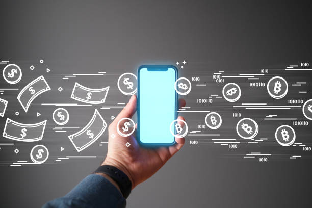istock Using mobile phone to buy Bitcoin 1486300731
