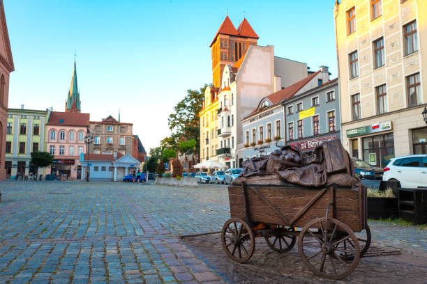 2022-07-04. old market square tarun poland