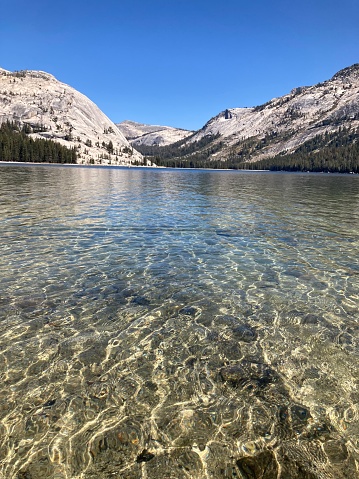 Yosemite lake mirror lake