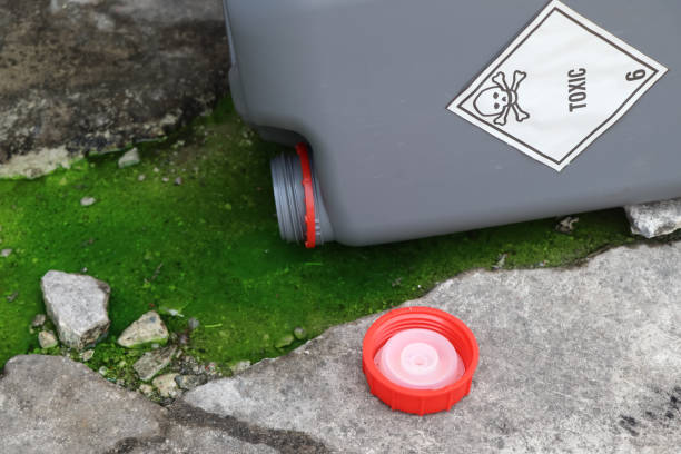 istock Chemicals from industry or laboratory  leak on the floor 1486428290