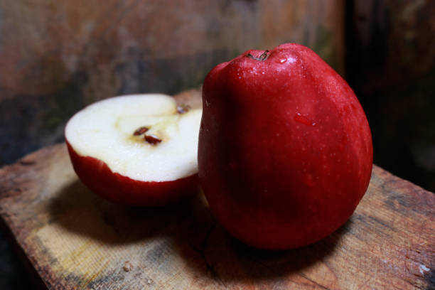 istock A photo of a red apple 1486437582