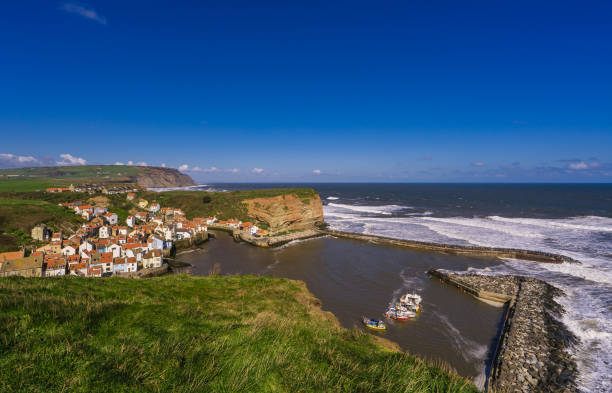 istock Clifftop view of Staithes, including the harbour 1486500456