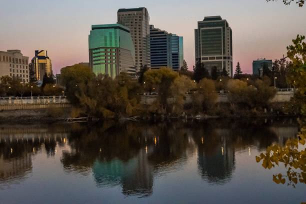 istock River City Nightscape Beauty 1486589724