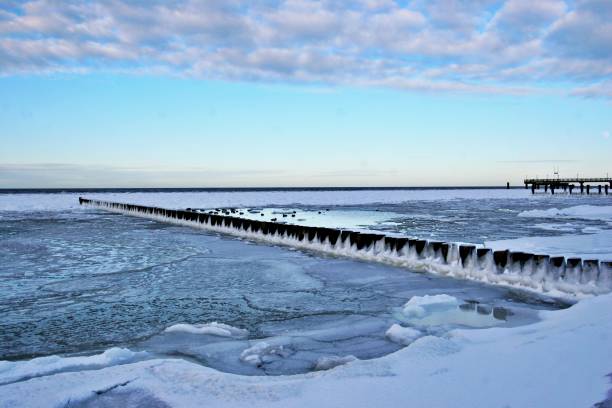 istock Baltic Sea in winter 1486601257