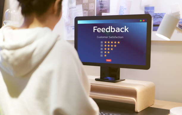 Customer review satisfaction feedback survey concept. User give rating to service experience on online application. evaluate quality of service leading to reputation rank of business. consumer trust,