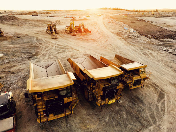 Empty Dumping 21,000+ Empty Dump Truck Stock Photos, Pictures & Royalty-Free Images ...