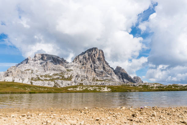 istock Lakes near the three peaks of Lavaredo 1486795332