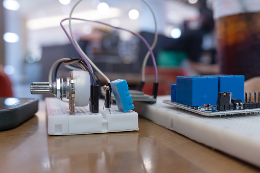 Arduino Microcontroller Experiment Board Programming Anywhere Internet ...