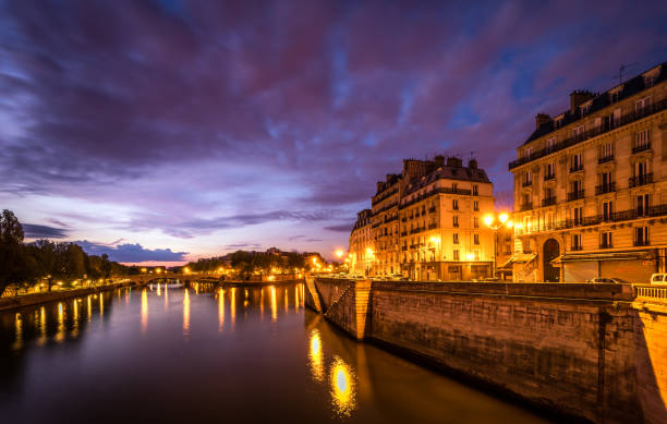 istock Paris city skyline look from Arcole Bridge during blue hour 1486854208