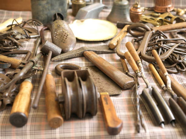 istock antiques at a flea market 1486888322