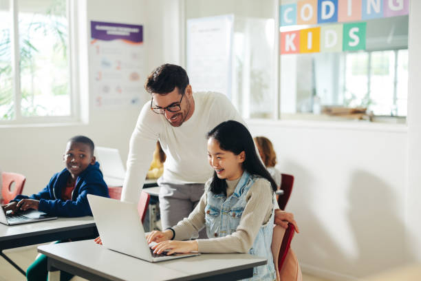 Computer Literacy Instructor 6,000+ Computer Literacy Stock Photos, Pictures & Royalty-Free Images ...