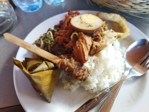 istock Genyol pork and betutu chicken 1487069479