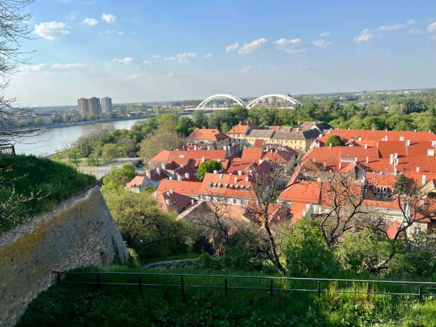 istock View on Novi Sad from above, Serbia 1487133248