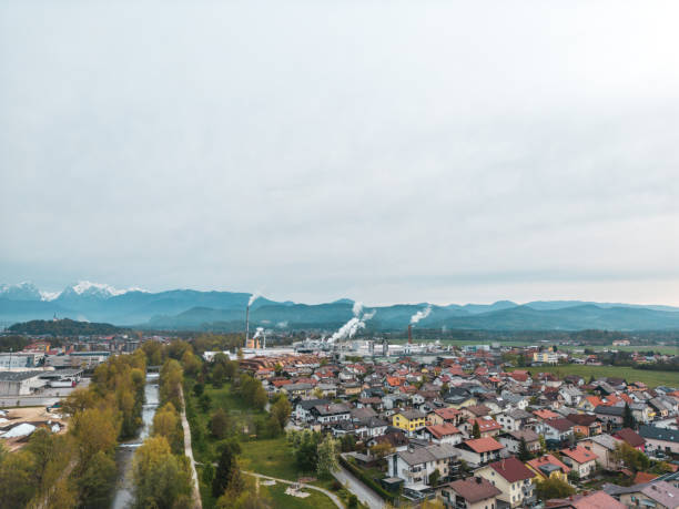 istock Industrial Power Plant Creating Air Pollution 1487145678