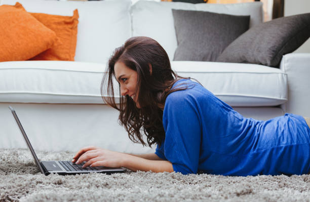 istock Fast internet and no polluting travel 1487184336