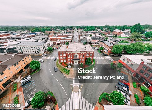 istock Fisheye Panoramic Wide Angle View of the Downtown Elizabethtown, Kentucky Public Square 1487212015