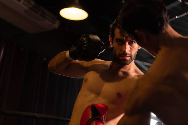 Punching is one of the master techniques of Muay Thai that is used to kick and lift to prevent kicks. which boxers are popularly used as weapons, Muay Thai,Thai martial arts.