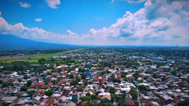 istock Ampenan old town in Lombok 1487249960