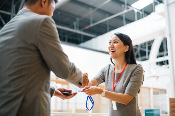 istock Hi, Nice to see meet you 1487255928