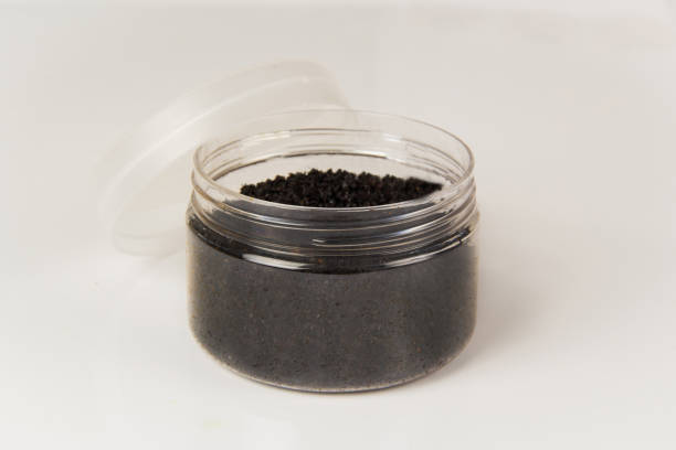 istock plastic box full of isot spice on white background 1487264030