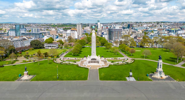 istock Plymouth Hoe with Naval Memorial 1487304794