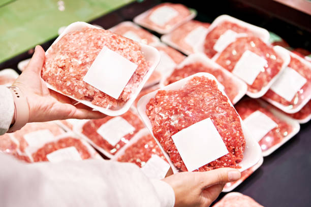 istock Minced meat in shop 1487314589