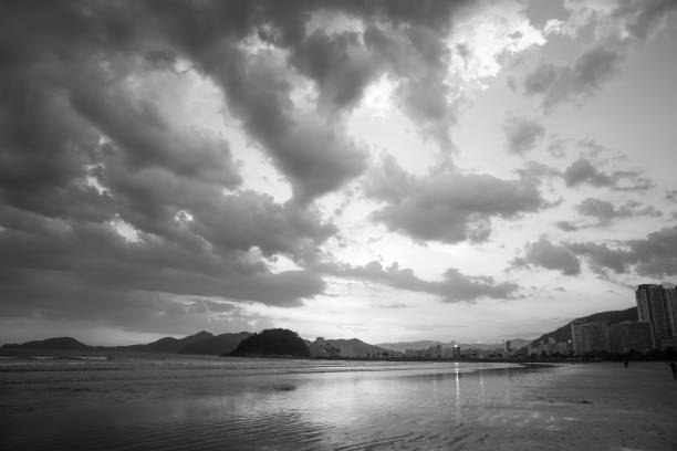 istock Sunset in Santos in black and white 1487318434