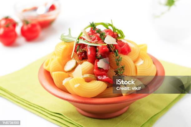 Pasta Salad Stockfoto und mehr Bilder von Beilage - Beilage, Essgeschirr, Fotografie