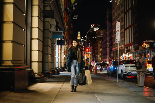 istock shopping in Manhattan 1487392234