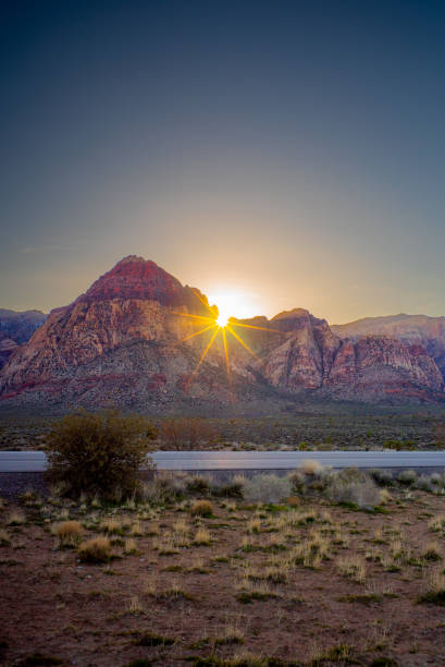 istock Red Rock Canyon Nevada Sunset 1487392820