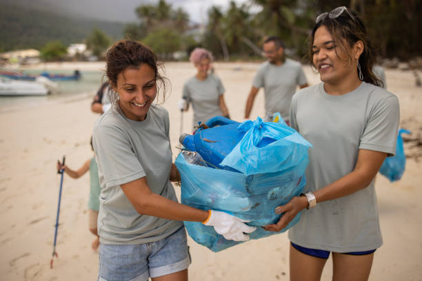 Volunteer activists cleaned the beach