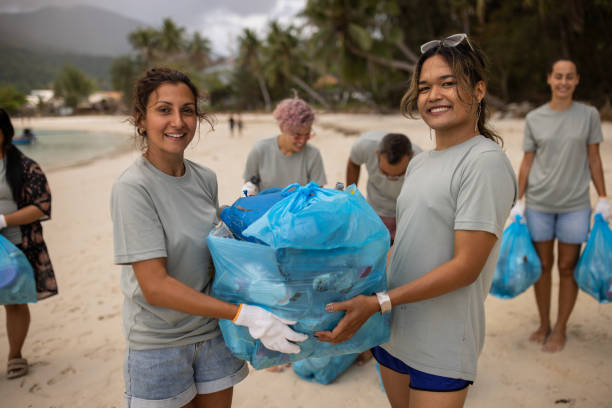 istock Volunteer activists cleaned the beach 1487407594