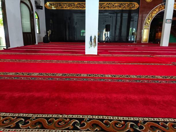 istock interior construction of the mosque by using many pillars as a support for the building 1487422745