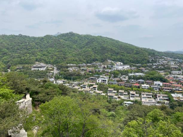 istock Seongbuk-dong Seoul Korea 1487423707