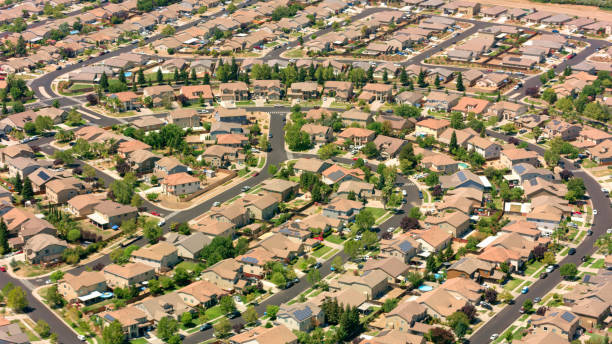 istock View of neighbourhood 1487473461