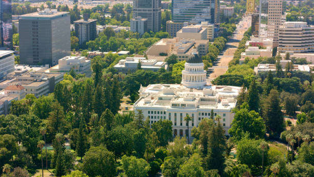 istock View of California State Capitol building 1487473498