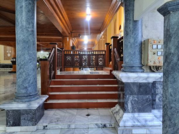 istock Wooden stairs between concrete pillars 1487488790