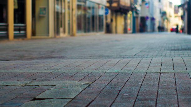 istock Villeneuve-sur-Lot city centre 1487490930
