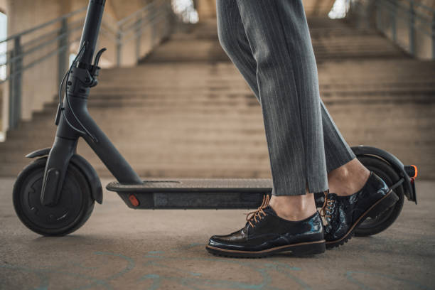 istock Effortlessly cruising through the city in style, one step at a time 1487500822