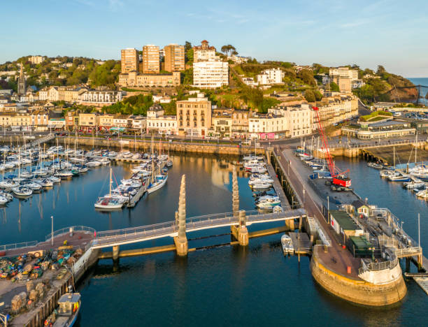 istock Torquay Harbour and Lifting Footbridge 1487532588