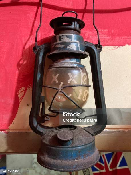 Lampu Antik Stock Photo - Download Image Now - Antique, Color Image, Electric Lamp