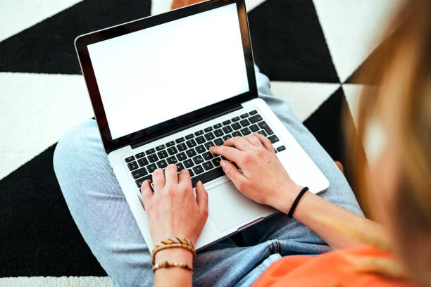istock Young woman working online 1487583487