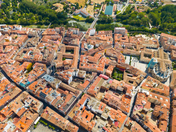 vista aérea de palencia, españa - palencia province fotografías e imágenes de stock