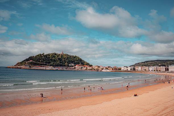 istock Donostia-San Sebastian 1487599152