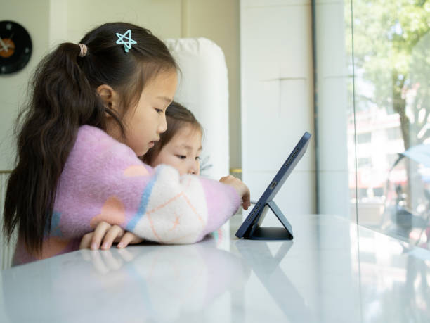 istock Online Learning for Children: Exploring the Infinite Possibilities of the Digital Age 1487631487